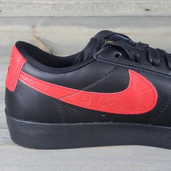 Nike Blazar Low Floral Swoosh Women's Sneakers - Picture 6 of 7